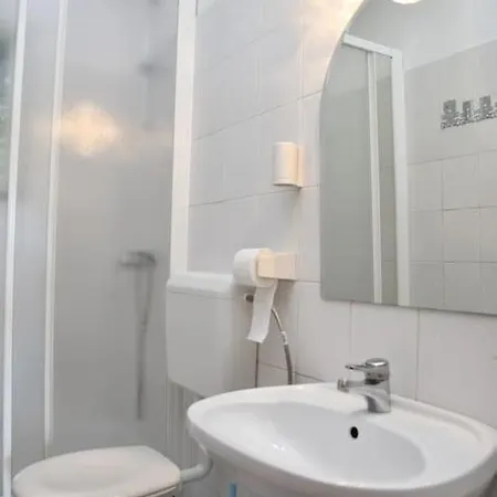 Zdenka Apartment